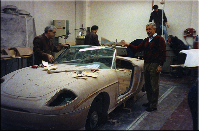 April 1991. Engineer Alberto Sasso and on the opposite side the modeler Robaldo.