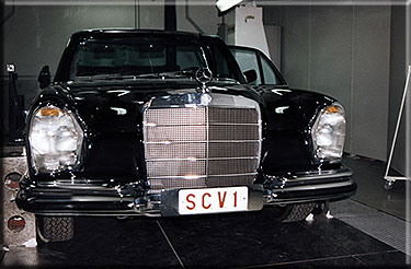 January 1997 Rivoli via Ferrero 9. At the metrological room of Stola s.p.a. the Mercedes 300 Laundaulet still in service since 1960 for four Popes.