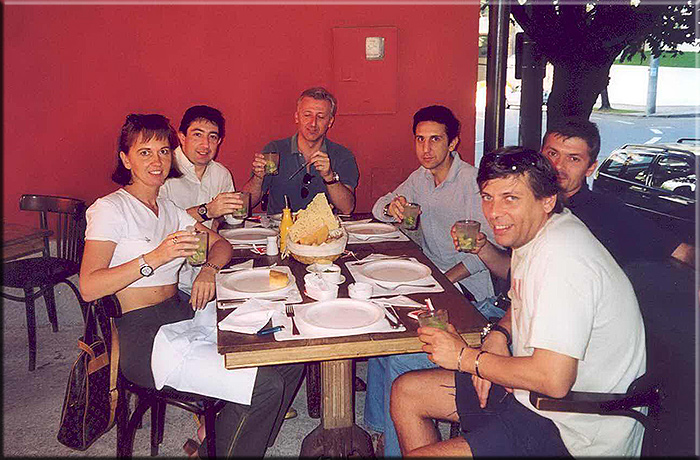 2002 Paola Busato, Marco Limoncelli, Piero Benedetto, X, Y e Flavio Penna.