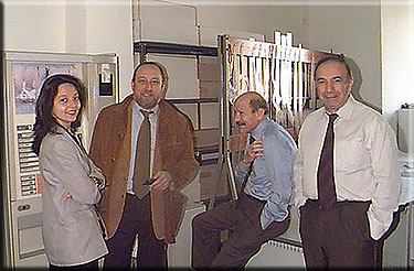Cinisello Balsamo ottobre 2002. Loredana Beltramino, Piero De Micheli, Carmelo Benedetto e X