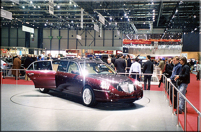 4 marzo 2004 Salone di Ginevra la S82 nello stand della Stola s.p.a.